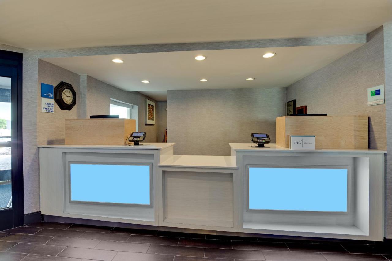 Holiday Inn Express Nashville W-I40 By Ihg Exterior photo